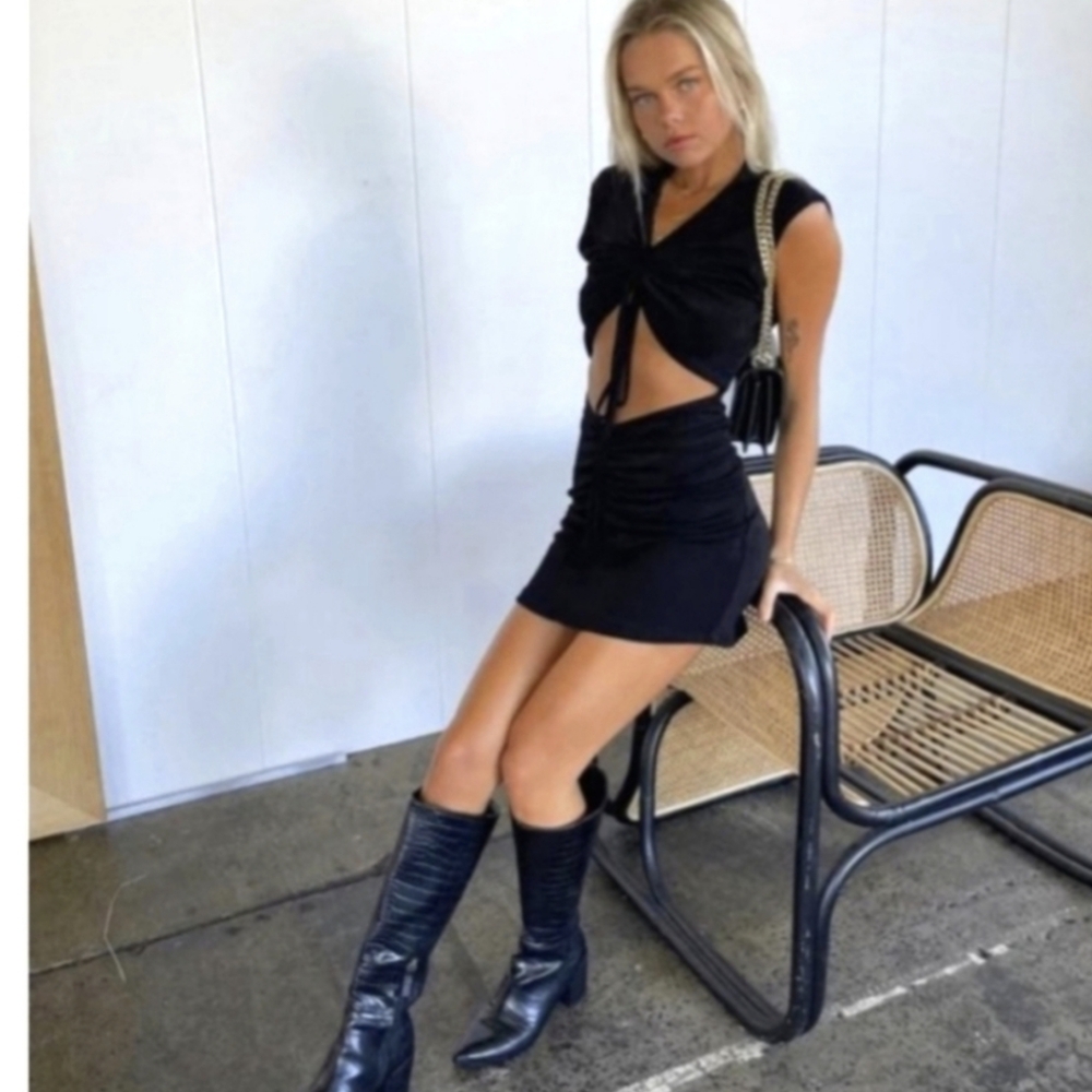 With Jean Black Roxy Ruched Dress XL - Picture 2 of 8